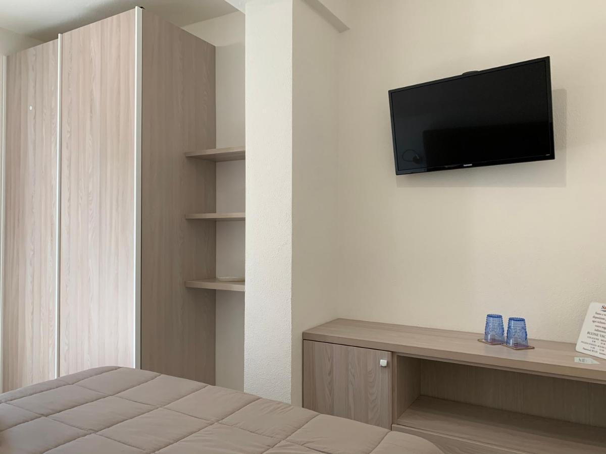 B&B Somiar 圣特奥多罗 外观 照片