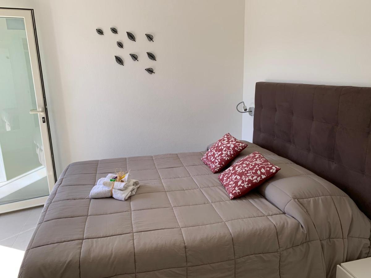 B&B Somiar 圣特奥多罗 外观 照片
