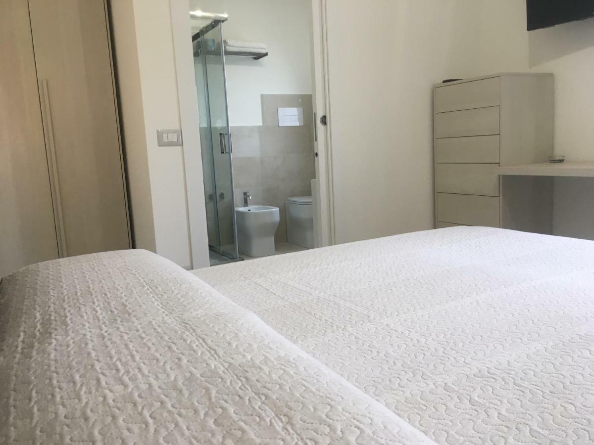 B&B Somiar 圣特奥多罗 外观 照片